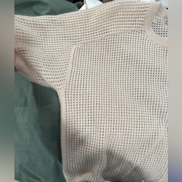 NWT Noname Cashmere Amelia Mesh Open-Knit
Top in cream/off white Sz M - Picture 7 of 8